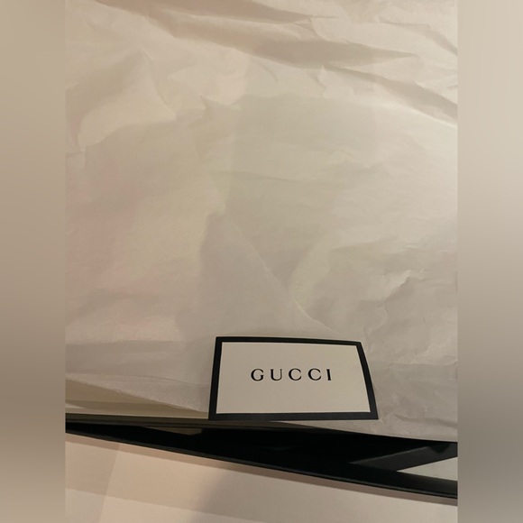 Gucci Gift Box - Picture 5 of 14